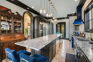 504 Sunny Ln, Austin, TX 78704 - Photo 10