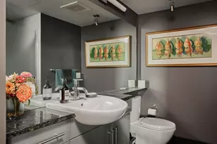 300 Bowie St, Austin, TX 78703 - Photo 20
