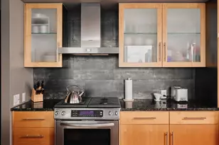 300 Bowie St, Austin, TX 78703 - Photo 6