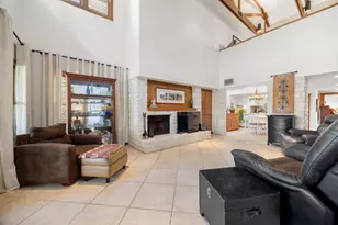 116 W Eagle Dr, The Hills, TX 78738 - Photo 10