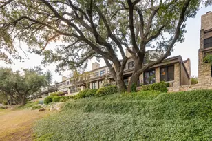 116 W Eagle Dr, The Hills, TX 78738 - Photo 2