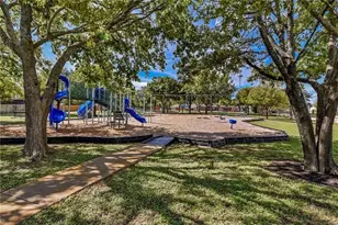 1925 Alvarado Dr, Round Rock, TX 78664 - Photo 24