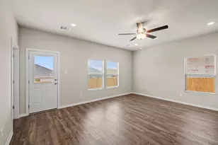 144 Wind Hl, Jarrell, TX 76537 - Photo 16