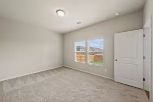 144 Wind Hl, Jarrell, TX 76537 - Photo 18