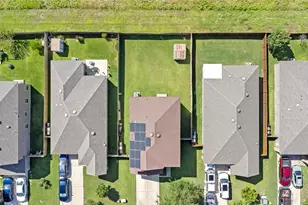 351 New Bridge Dr, Kyle, TX 78640 - Photo 32