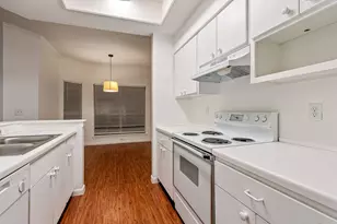 6000 Shepherd Mountain Cove, Austin, TX 78730 - Photo 2