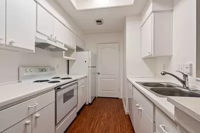 6000 Shepherd Mountain Cove #1605, Austin, TX 78730 - Photo 4