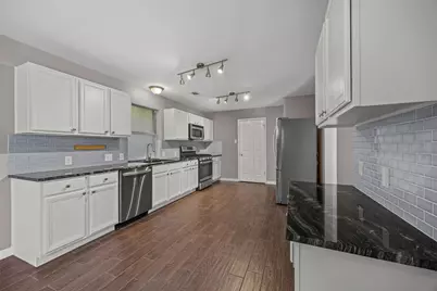 11304 Avering Lane, Austin, TX 78754 - Photo 8