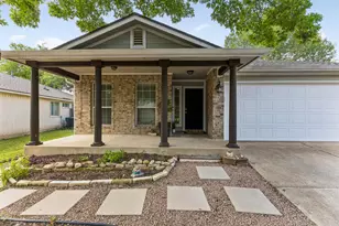 1911 Ralph C Craig Ln, Austin, TX 78748 - Photo 2