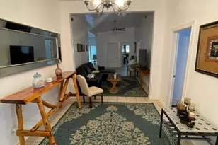 1500 E 2nd St, Austin, TX 78702 - Photo 2