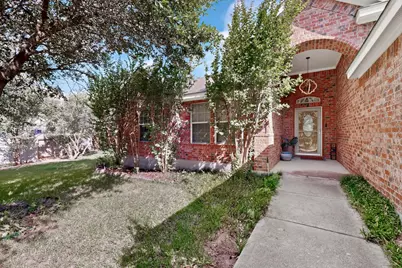 2400 White Stallion Way, Leander, TX 78641 - Photo 2