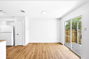 5901 Kevin Kelly Pl, Austin, TX 78727 - Photo 10