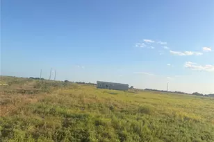 437 Cr 423, Taylor, TX 76574 - Photo 6