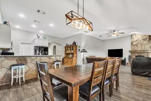 208 Cailin Ct, Burnet, TX 78611 - Photo 14