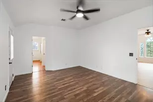 210 Briarstone Dr, Buda, TX 78610 - Photo 18