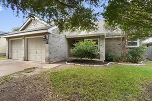 2312 Windrift Way, Round Rock, TX 78664 - Photo 4