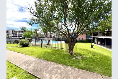 3304 Red River Street #204, Austin, TX 78705 - Photo 16