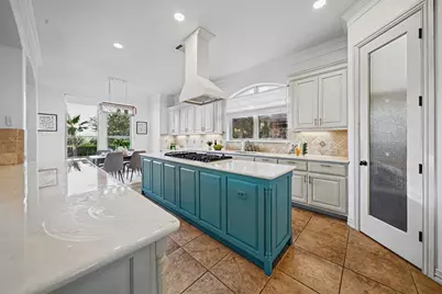 4100 Sugarloaf Drive, Austin, TX 78738 - Photo 10