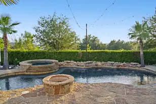 4100 Sugarloaf Dr, Austin, TX 78738 - Photo 2