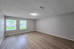 12010 Ladrido Ln, Austin, TX 78727 - Photo 16