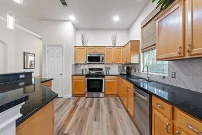8620 Little Laura Drive, Austin, TX 78757 - Photo 12