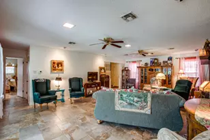 518 Elm Cir, Buchanan Dam, TX 78609 - Photo 4