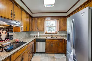 518 Elm Cir, Buchanan Dam, TX 78609 - Photo 10