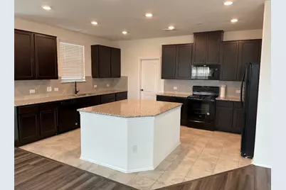 717 Bailey Park Drive, Jarrell, TX 76537 - Photo 4