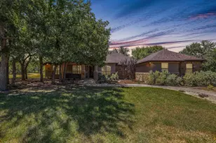 165 Silverado Dr, Georgetown, TX 78633 - Photo 2