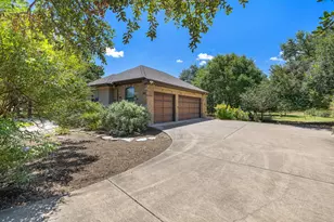 165 Silverado Dr, Georgetown, TX 78633 - Photo 18