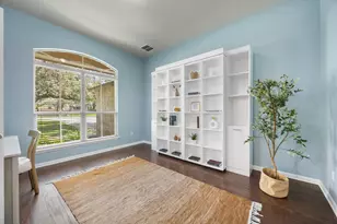 17711 Linkhill Dr, Dripping Springs, TX 78620 - Photo 16