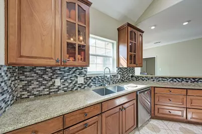 15611 Giese Lane, Manor, TX 78653 - Photo 18