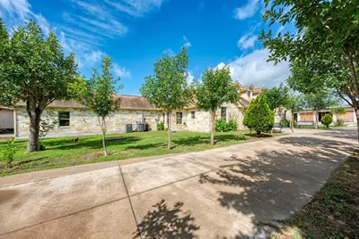 15611 Giese Lane, Manor, TX 78653 - Photo 8