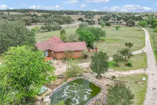 2371 Purgatory Rd, New Braunfels, TX 78132 - Photo 2