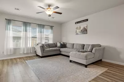 1011 Round Bale Road, Hutto, TX 78634 - Photo 14