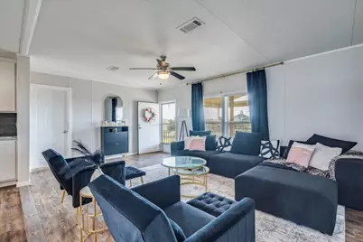 114 Gran Cielo, Elgin, TX 78621 - Photo 6