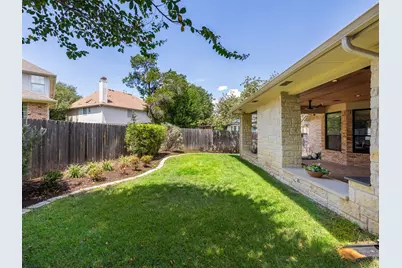 10025 Scull Creek Drive, Austin, TX 78730 - Photo 26