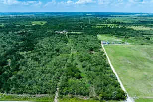 17509 Albert Voelker Rd, Elgin, TX 78621 - Photo 2