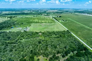 17509 Albert Voelker Rd, Elgin, TX 78621 - Photo 14