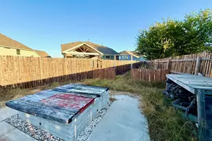 249 La Dera Dr, Liberty Hill, TX 78642 - Photo 24