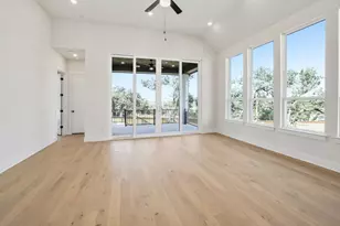 1529 Amanda Paige Dr, Georgetown, TX 78628 - Photo 6