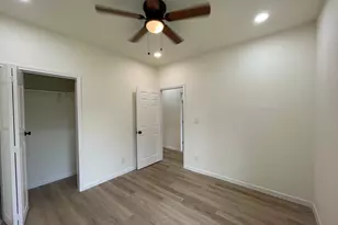 610 Pecan Valley Dr, San Antonio, TX 78220 - Photo 14