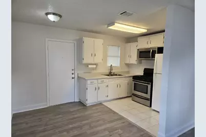 6905 Bennett Avenue, Austin, TX 78752 - Photo 8