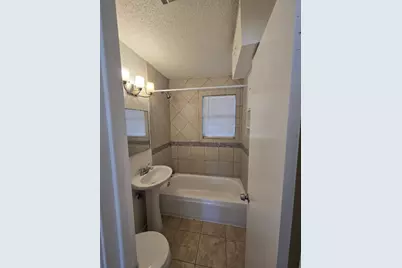 6905 Bennett Avenue, Austin, TX 78752 - Photo 10