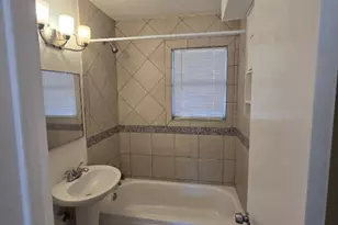 6905 Bennett Ave, Austin, TX 78752 - Photo 10