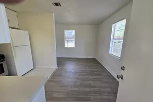 6905 Bennett Ave, Austin, TX 78752 - Photo 1