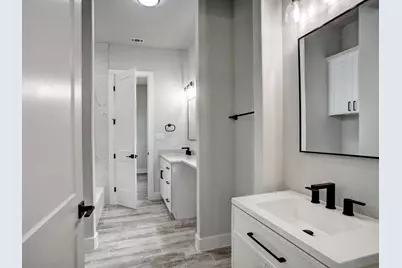 207 Waipahoehoe Drive, Bastrop, TX 78602 - Photo 34