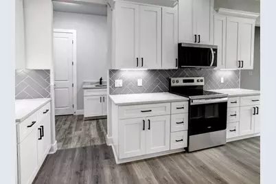 207 Waipahoehoe Drive, Bastrop, TX 78602 - Photo 20