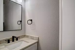 207 Waipahoehoe Dr, Bastrop, TX 78602 - Photo 36