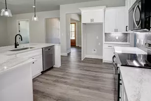 207 Waipahoehoe Dr, Bastrop, TX 78602 - Photo 18